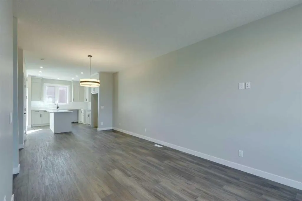137 Ambleton Boulevard NW