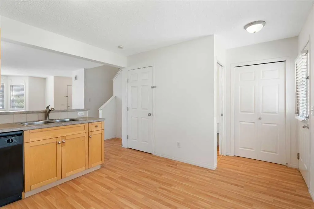 119 Royal Birch Villas NW