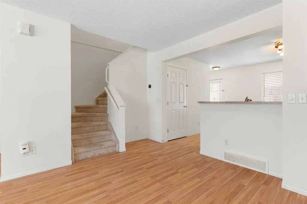 119 Royal Birch Villas NW