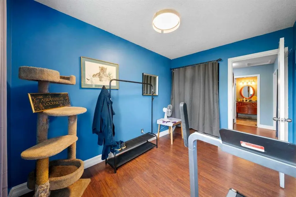 643 4 Avenue NE, #23