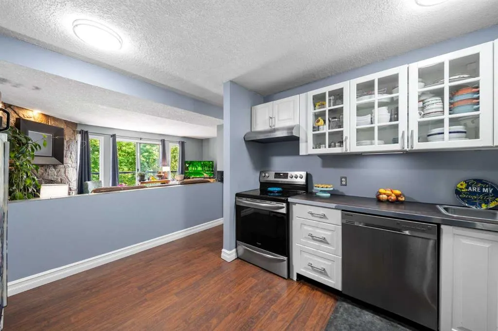 643 4 Avenue NE, #23