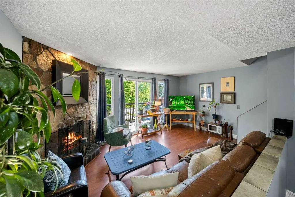 643 4 Avenue NE, #23