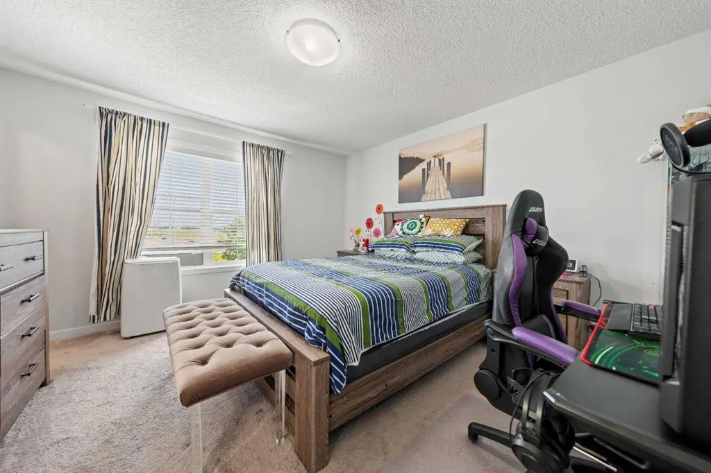 28 Auburn Bay Drive SE
