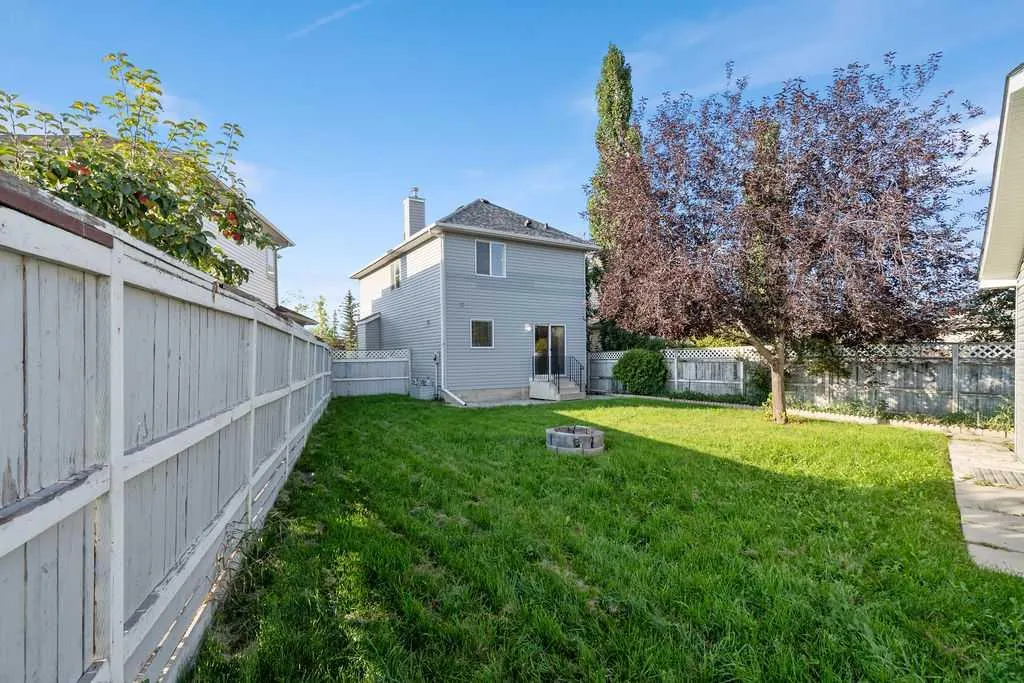 17 Coville Gardens NE