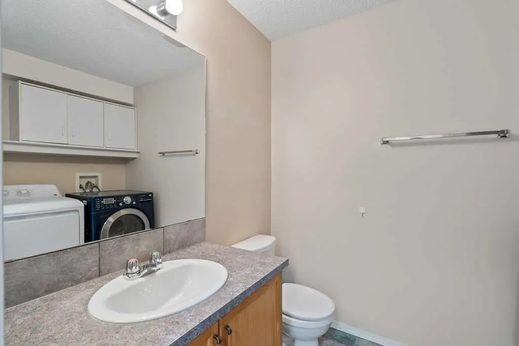 17 Coville Gardens NE