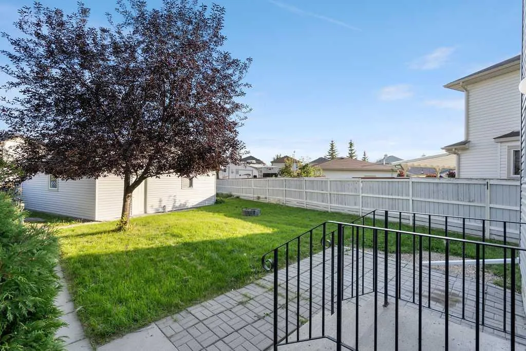 17 Coville Gardens NE