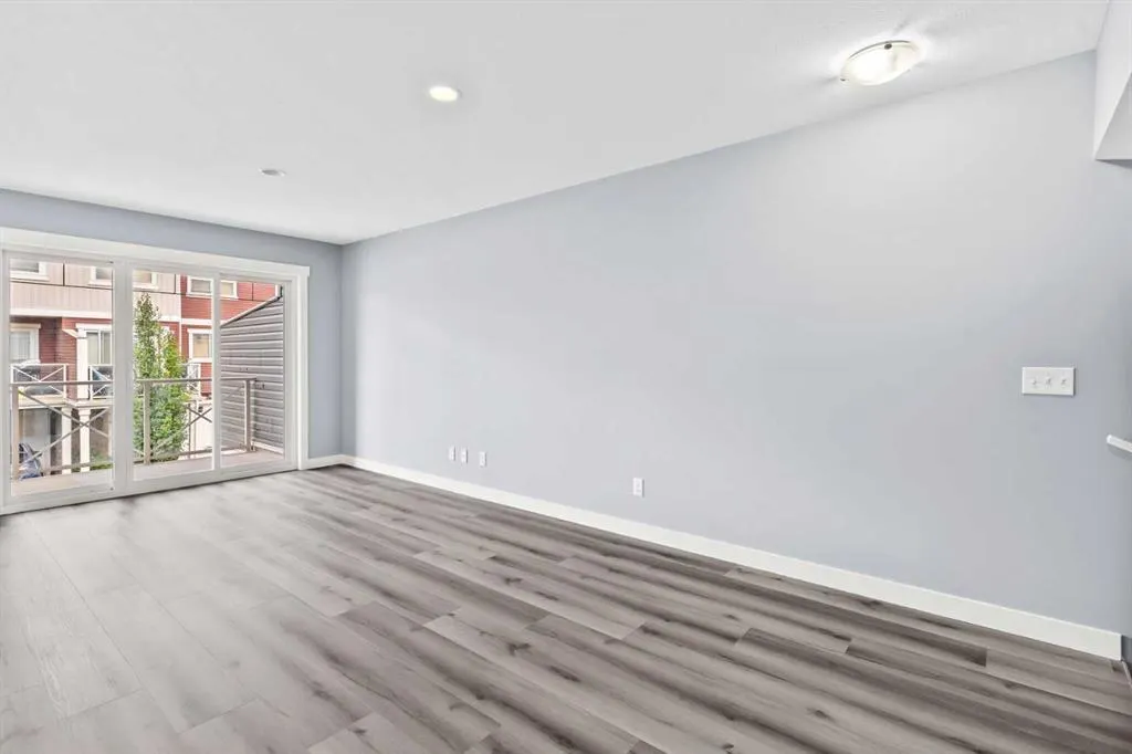 817 Skyview Ranch Grove