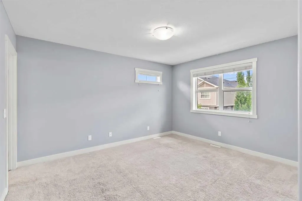 817 Skyview Ranch Grove