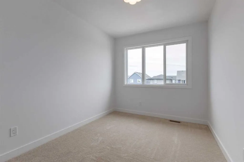 62 Agate Road