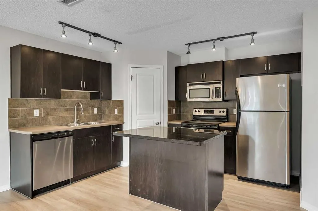 57 Auburn Bay Common SE