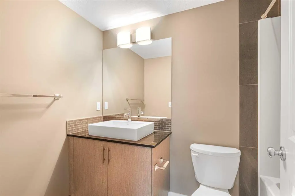 240 Skyview Ranch Road NE, #3315