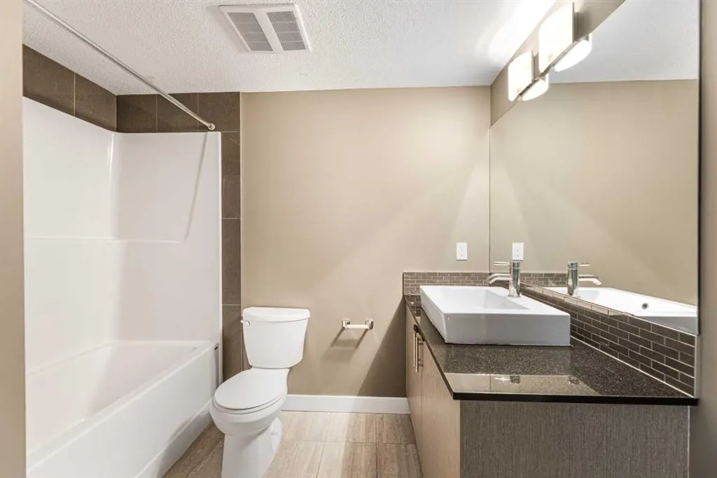 240 Skyview Ranch Road NE, #3315