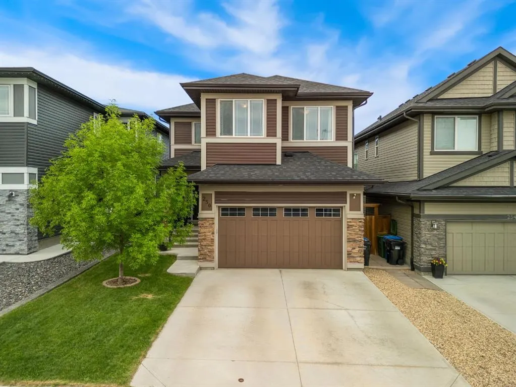 250 Evansglen Drive NW