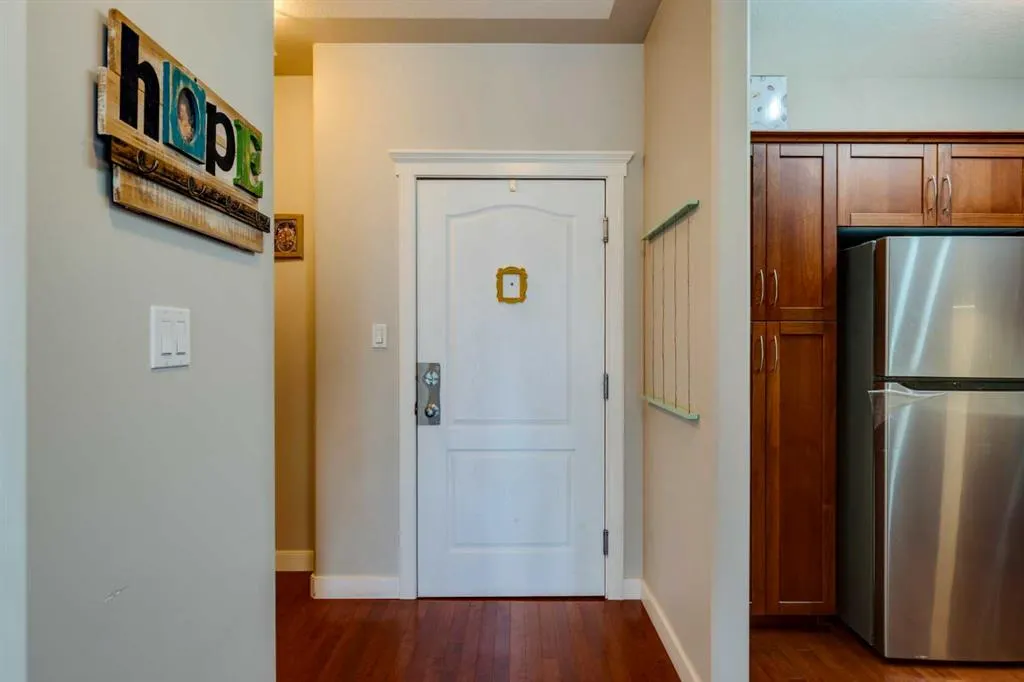 10 Discovery Ridge Close SW, #534