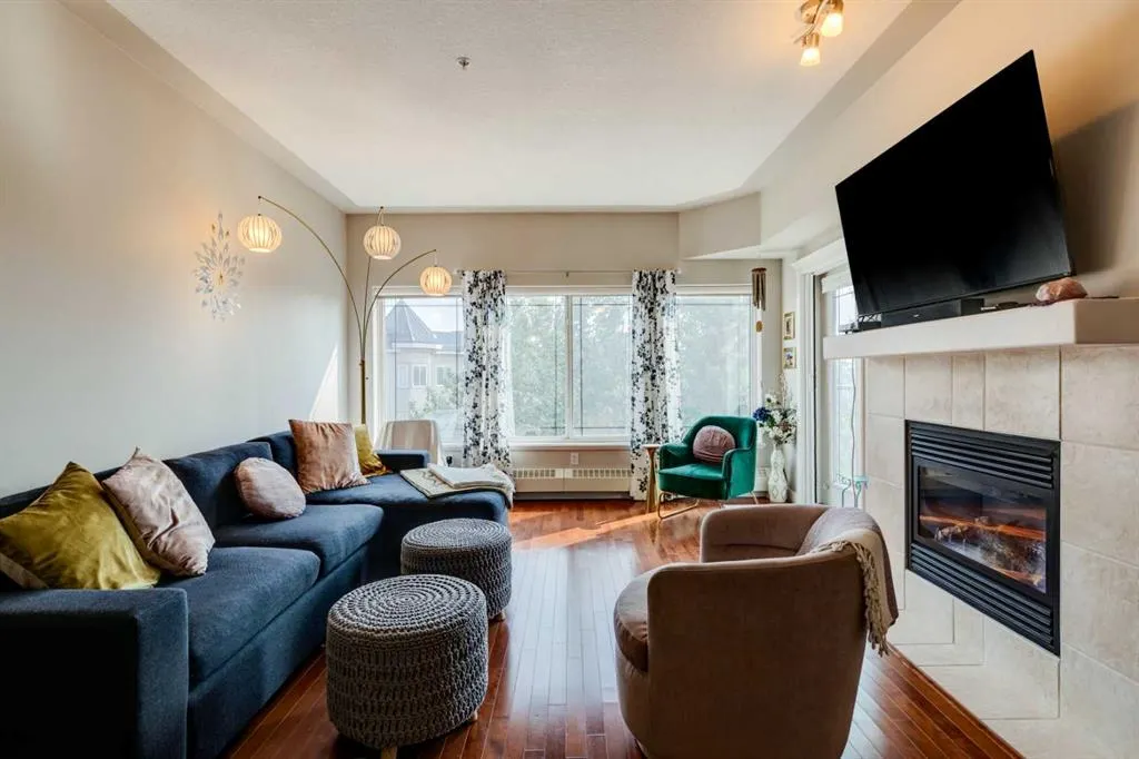 10 Discovery Ridge Close SW, #534