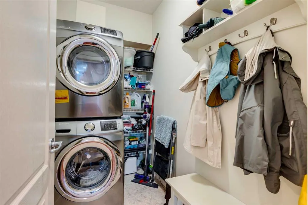 10 Discovery Ridge Close SW, #534