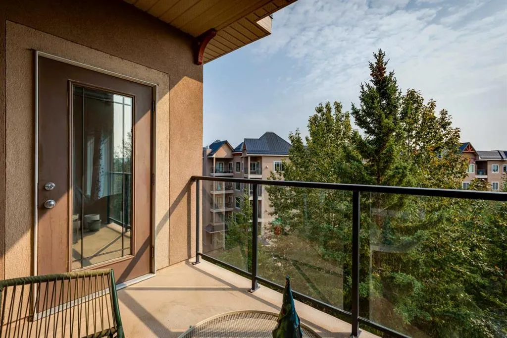 10 Discovery Ridge Close SW, #534