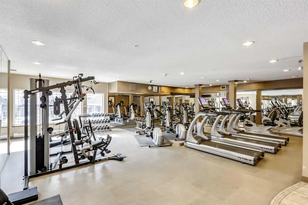 10 Discovery Ridge Close SW, #534