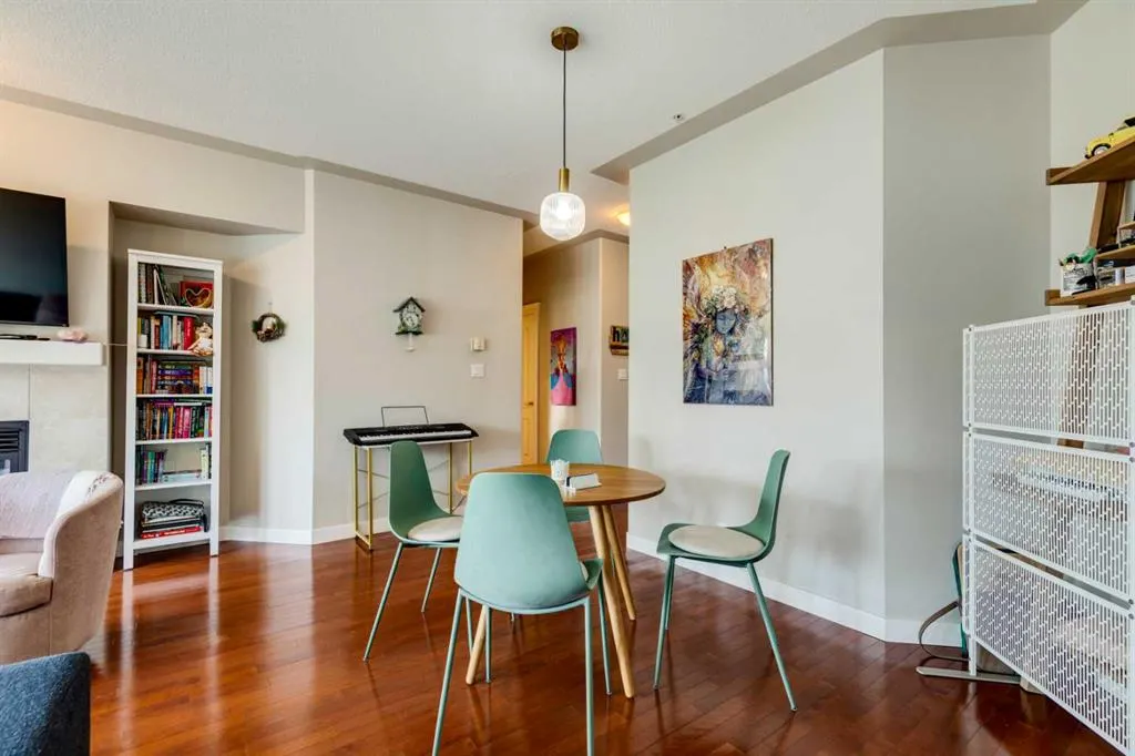10 Discovery Ridge Close SW, #534