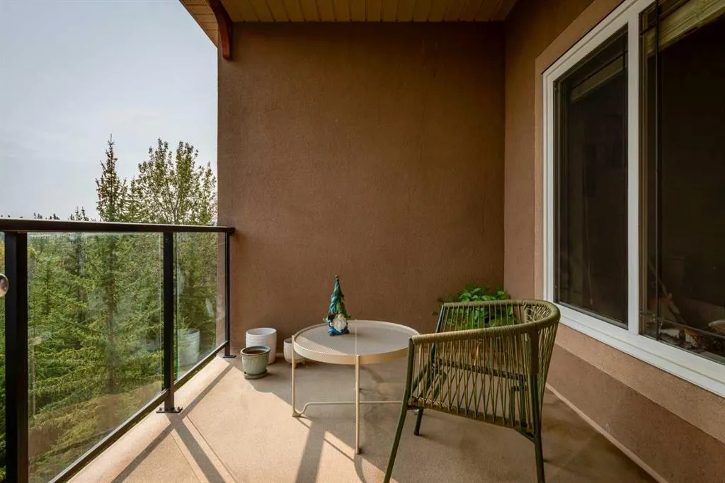 10 Discovery Ridge Close SW, #534