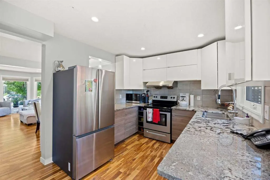 139 Hawkville Close NW