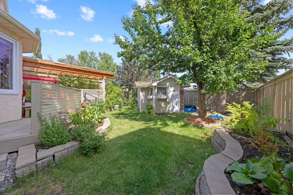 139 Hawkville Close NW
