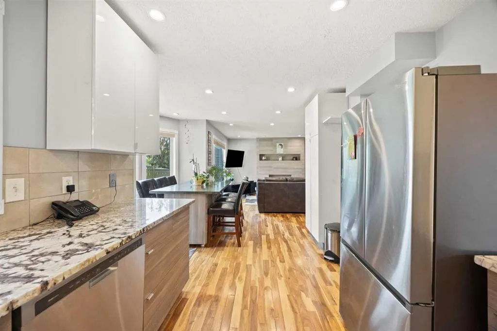 139 Hawkville Close NW