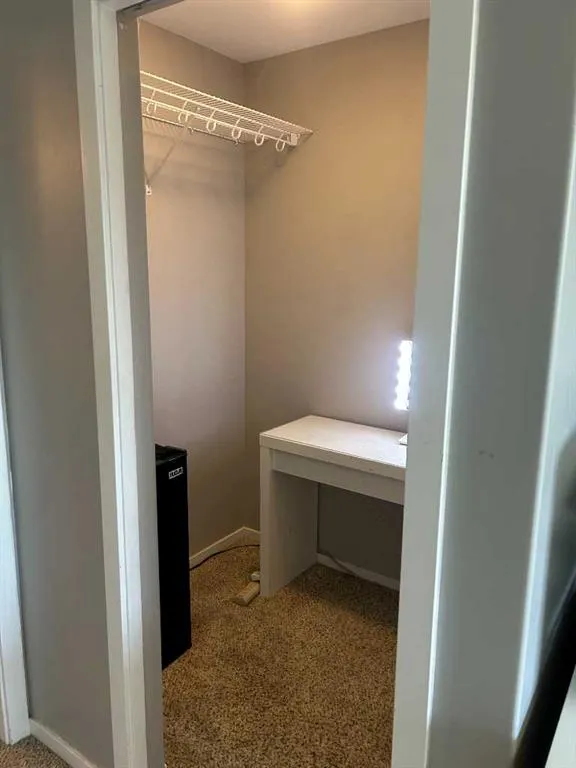 5301 WINDWARD Place, #1