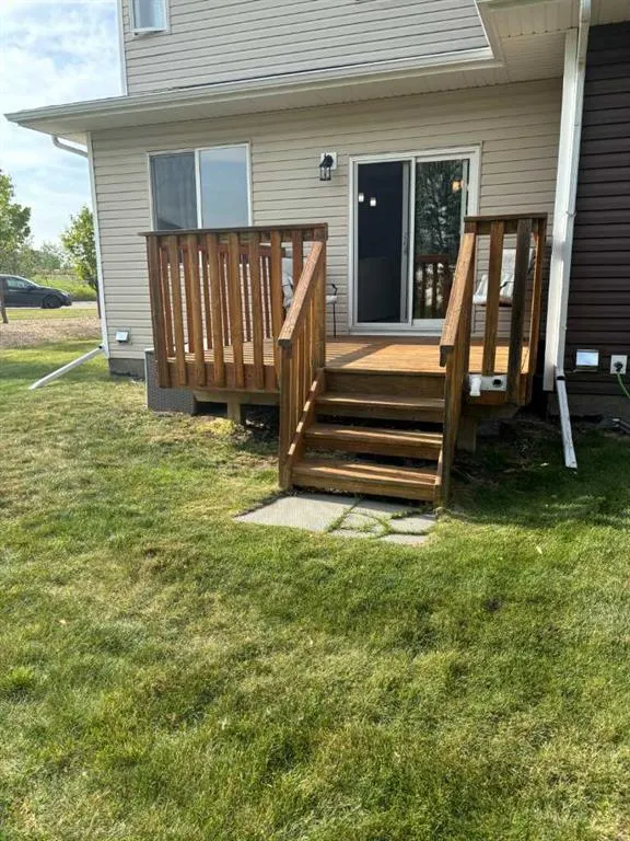5301 WINDWARD Place, #1
