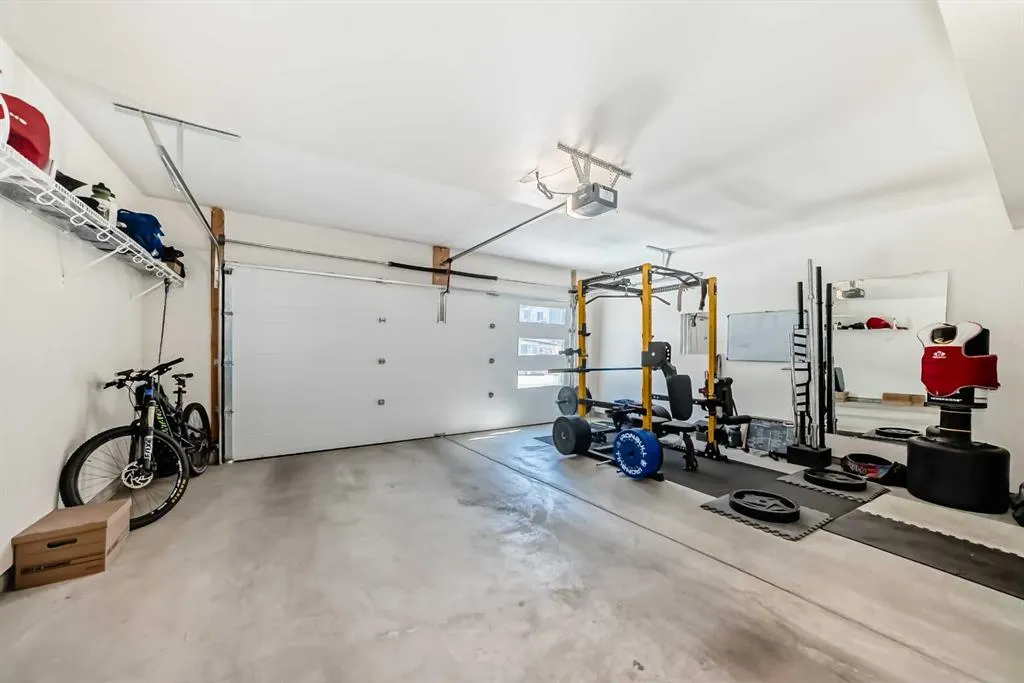 262 Harvest Hills Way NE