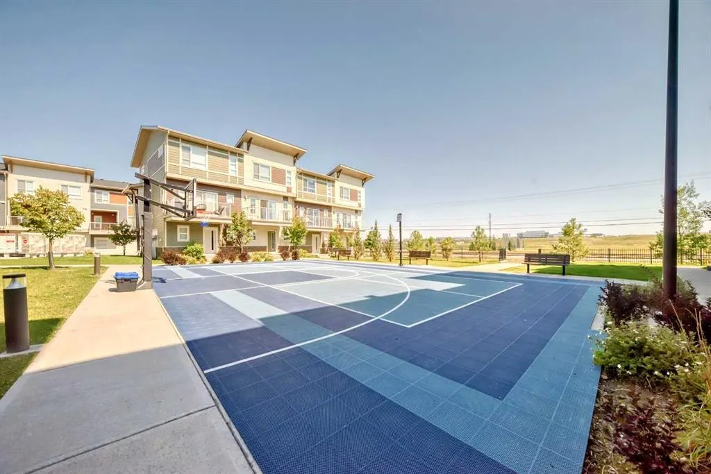 262 Harvest Hills Way NE