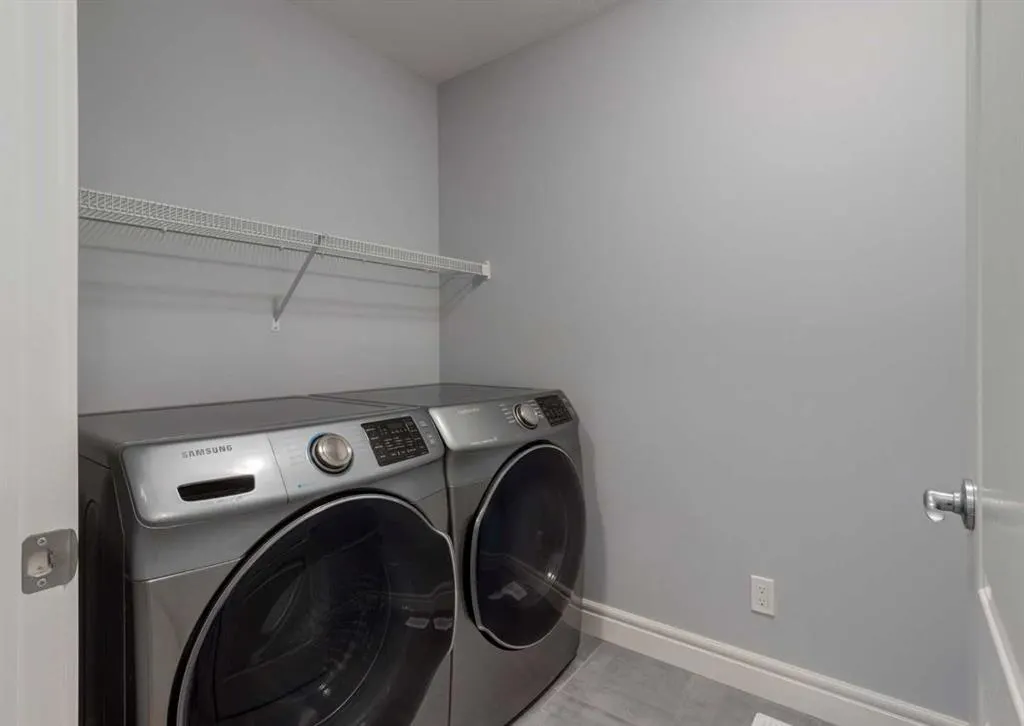 68 Seton Terrace SE