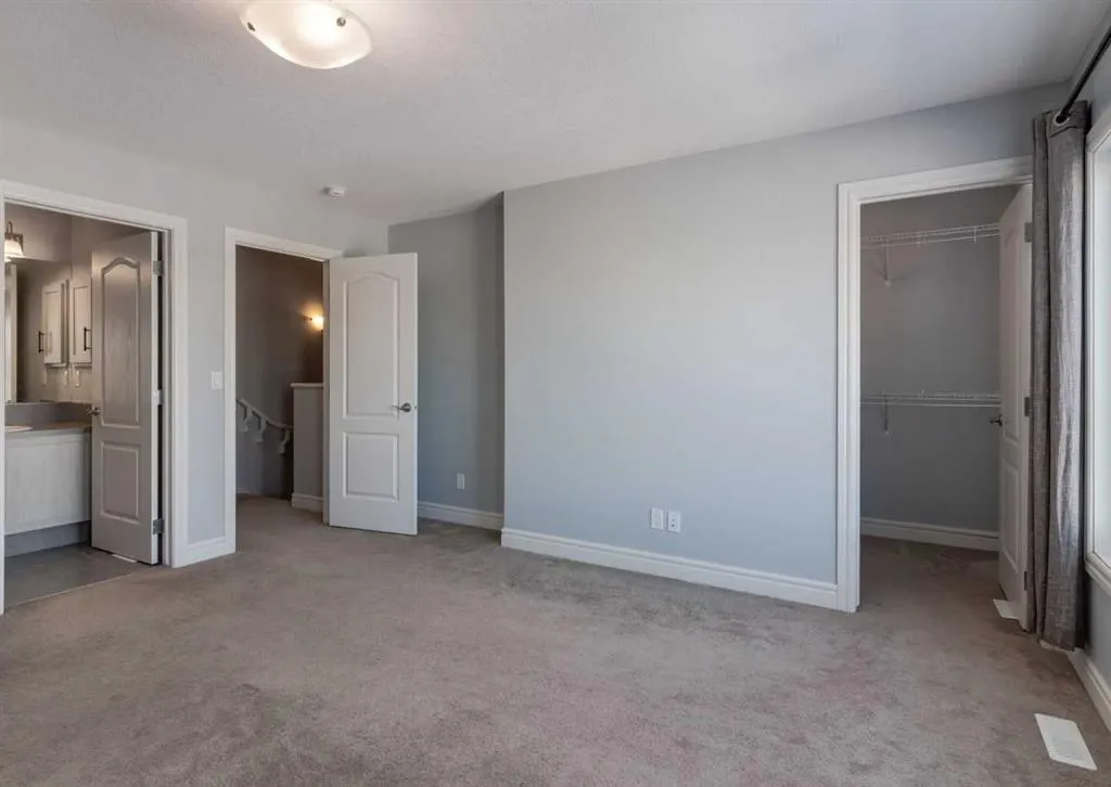 68 Seton Terrace SE