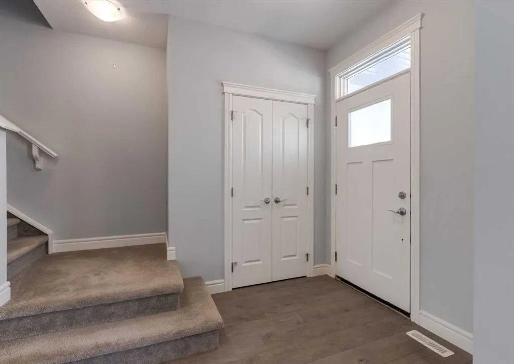 68 Seton Terrace SE