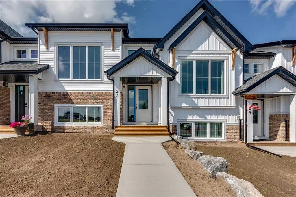 27 Station Drive