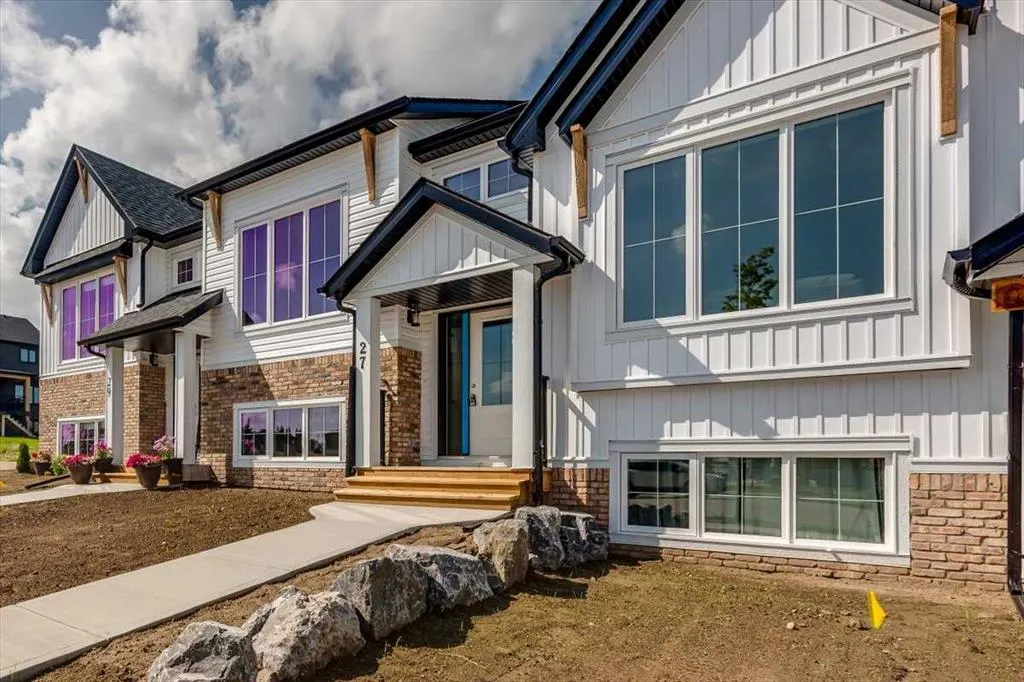 27 Station Drive