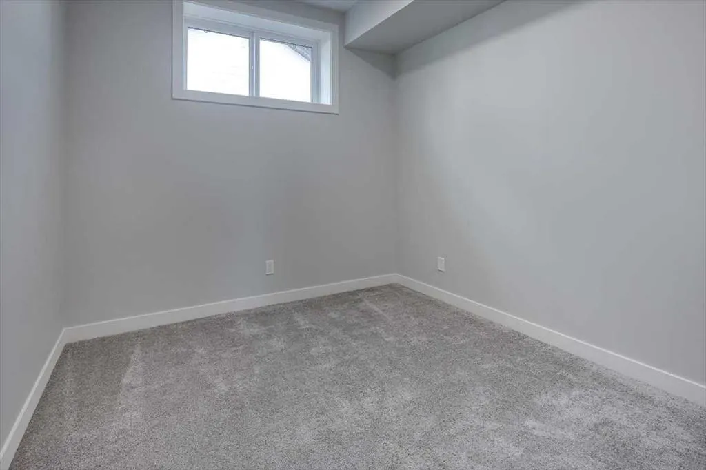 27 Station Drive