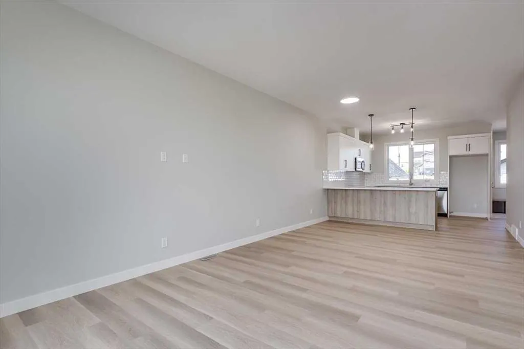 27 Station Drive