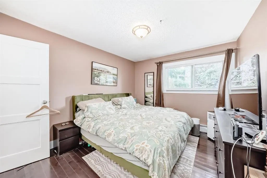 366 94 Avenue SE, #33