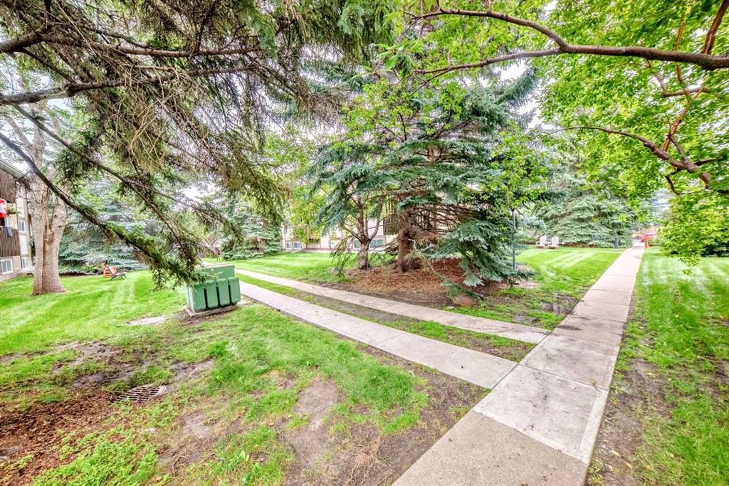 366 94 Avenue SE, #33