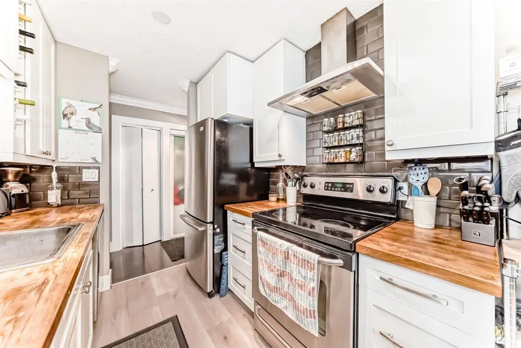366 94 Avenue SE, #33