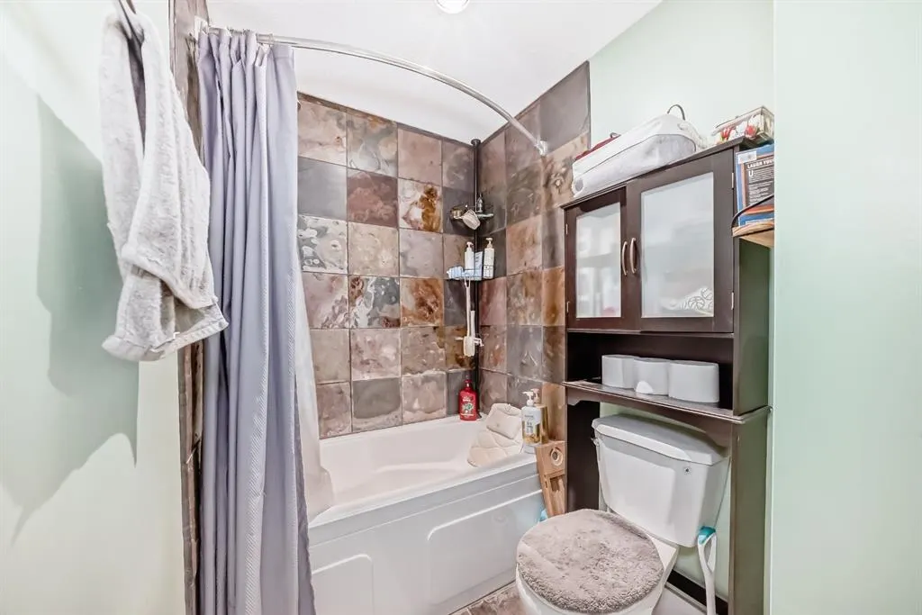 366 94 Avenue SE, #33