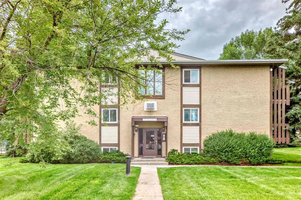 366 94 Avenue SE, #33