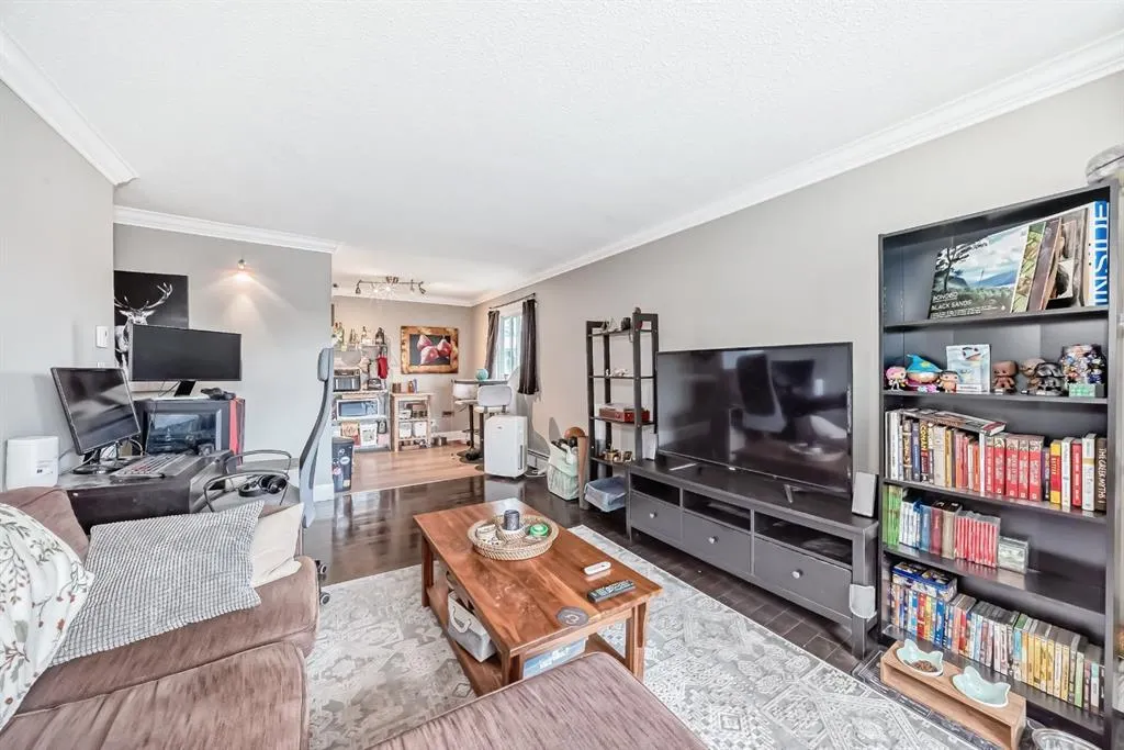 366 94 Avenue SE, #33