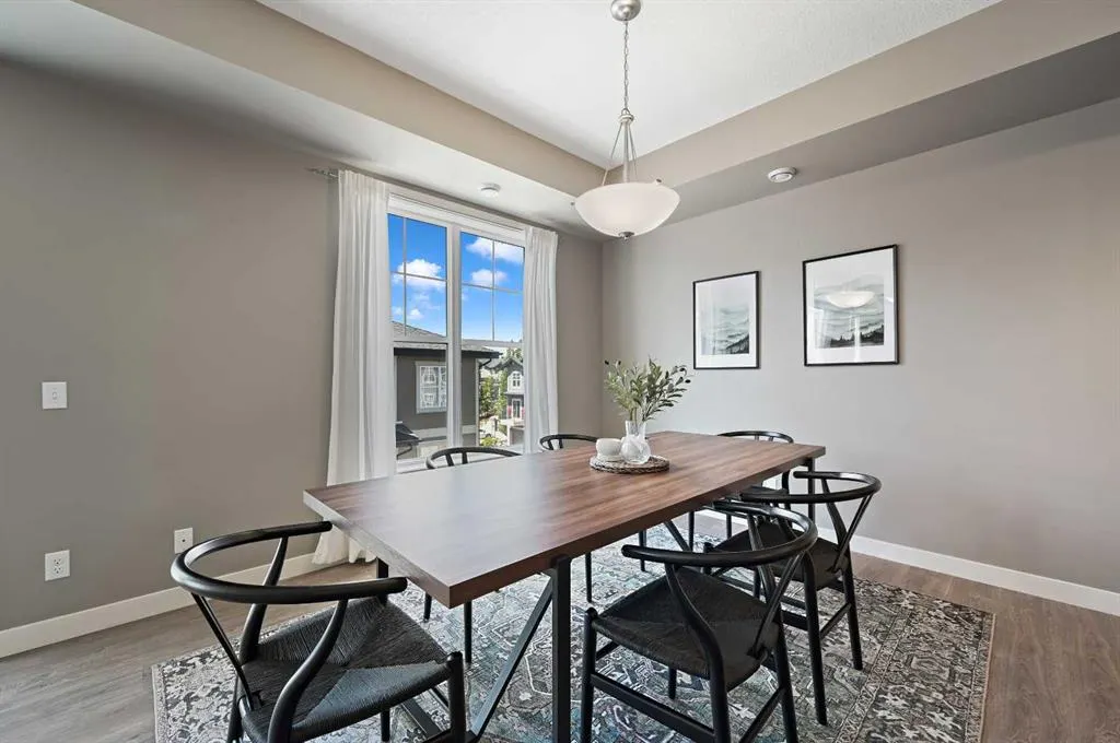 310 Cranford Walk SE