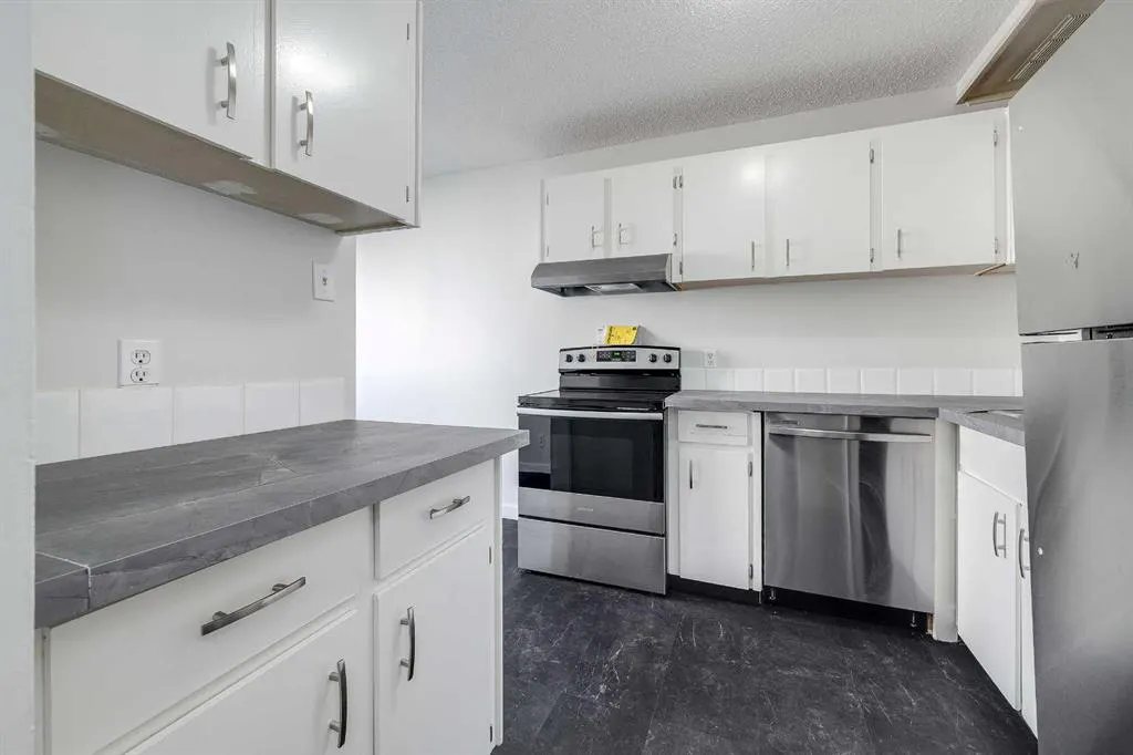 20 Alford Avenue, #35