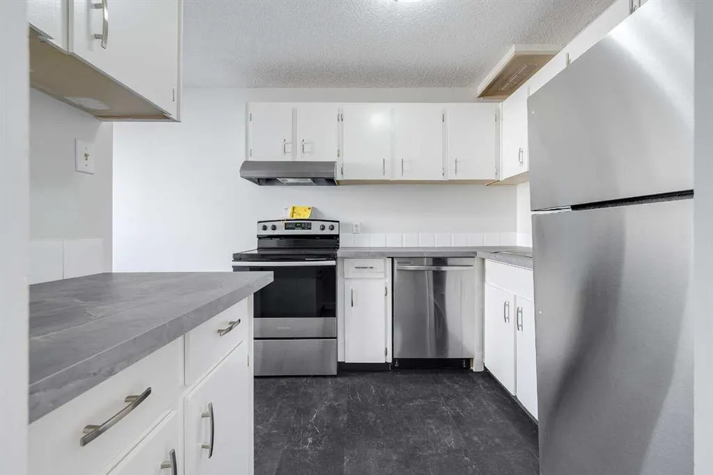 20 Alford Avenue, #35