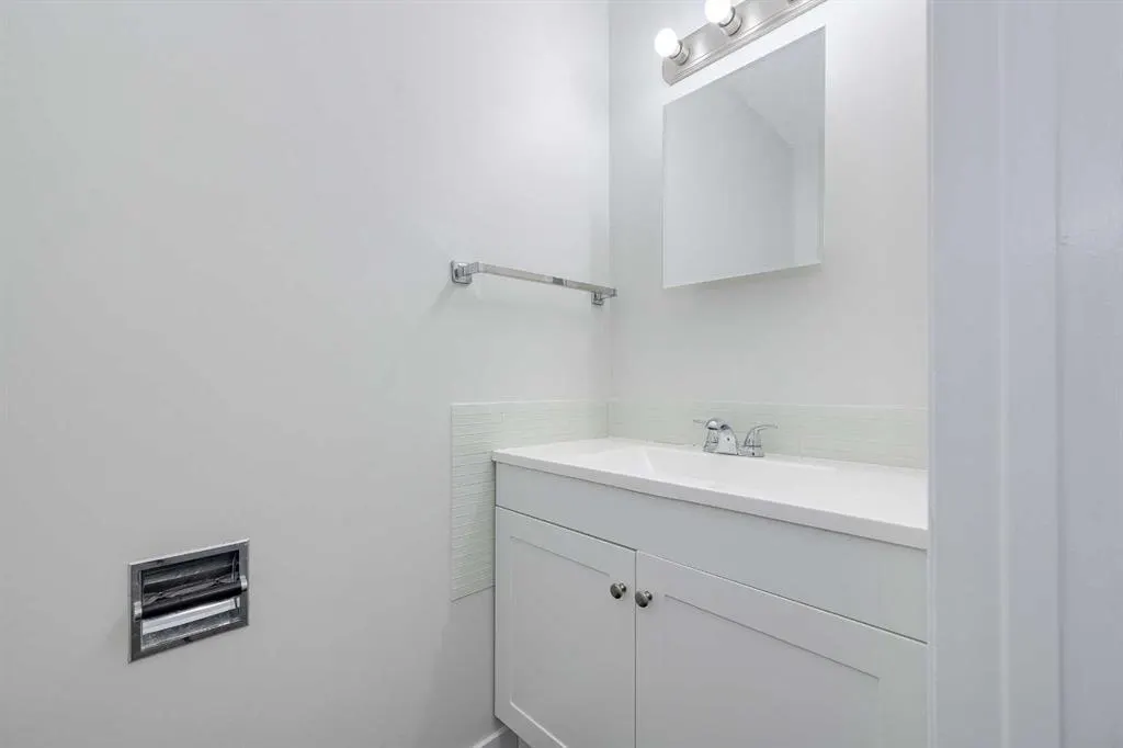 20 Alford Avenue, #35