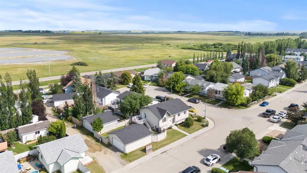 163 Strathaven Crescent