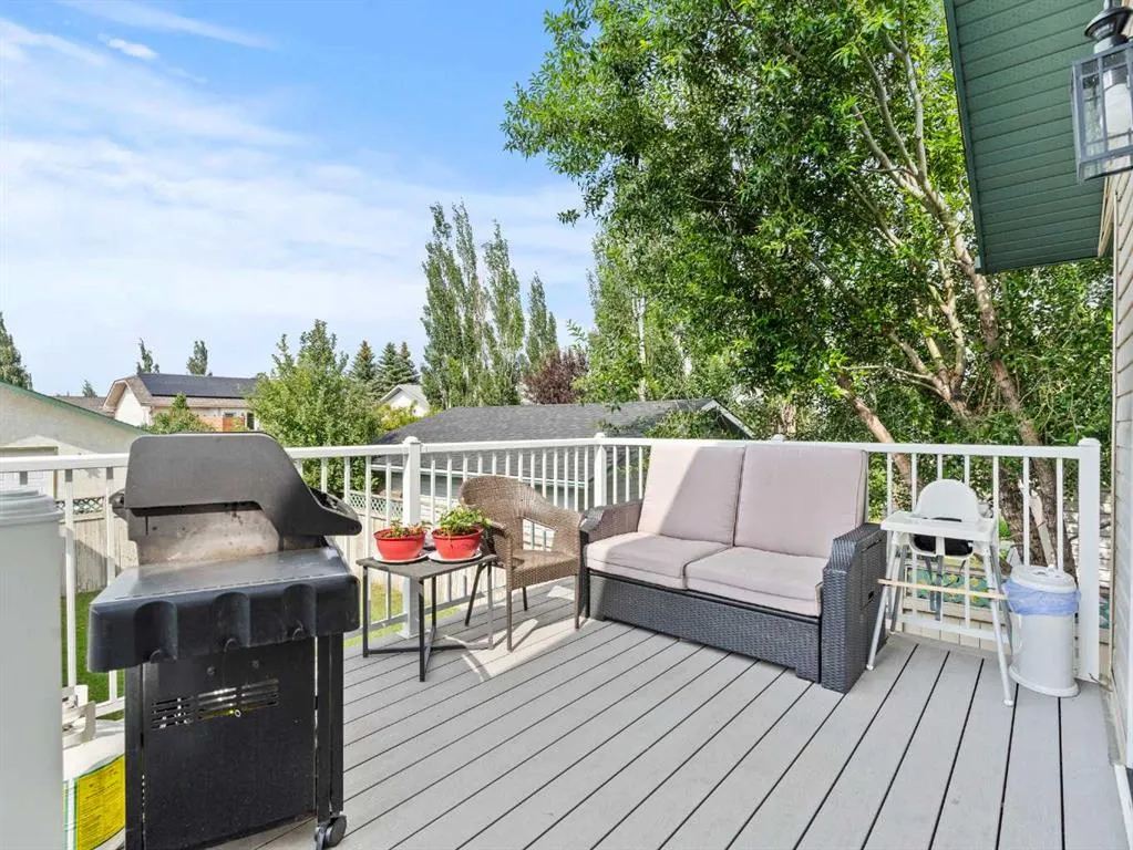 163 Strathaven Crescent